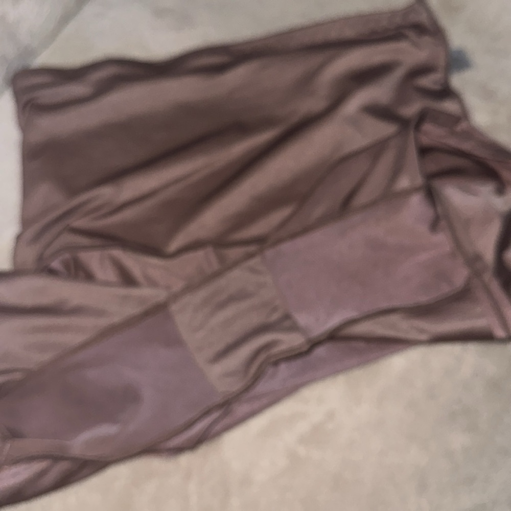 Pink stretchy under shorts / shapewear size large 💕 - Picture 6 of 6